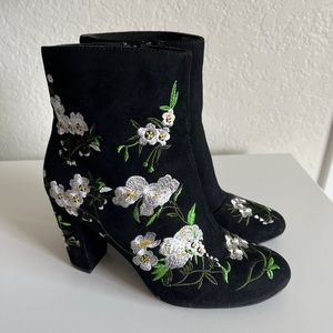 Floral embroidered ankle boots